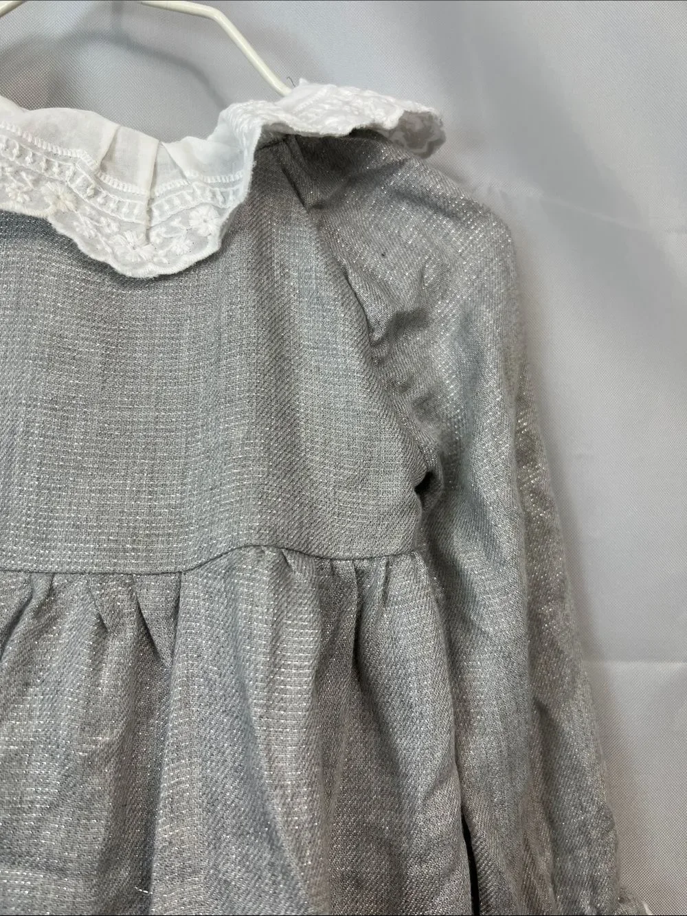 cupcakes & cashmere excellent preowned
